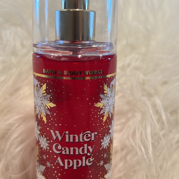 Bath & body Works Mist - Picture 2 of 3